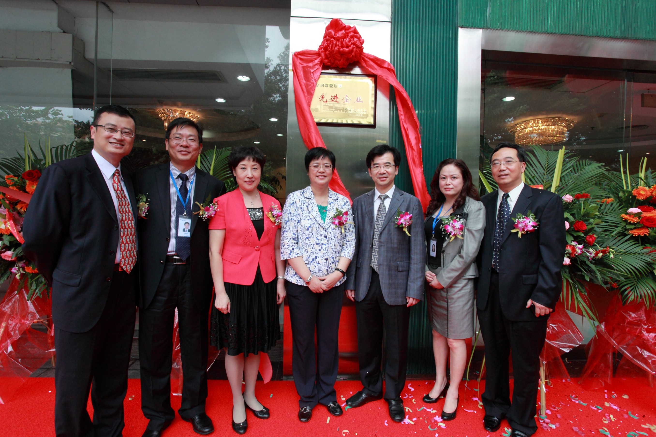 图形3.jpg 图形3.jpg